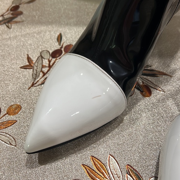 - Balmain Patent Leather Booties - Picture 6 of 13